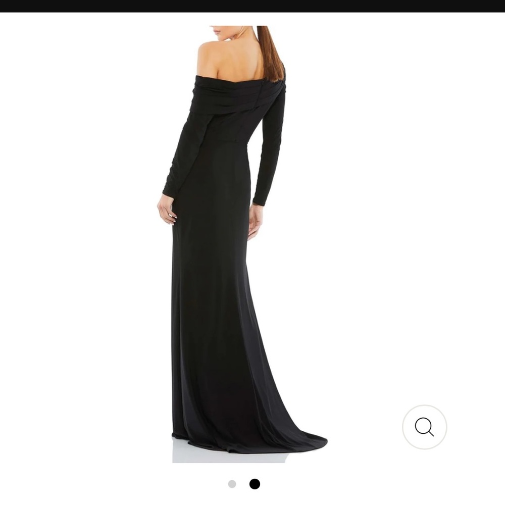 MAC DUGGAL one shoulder pleated evening dress